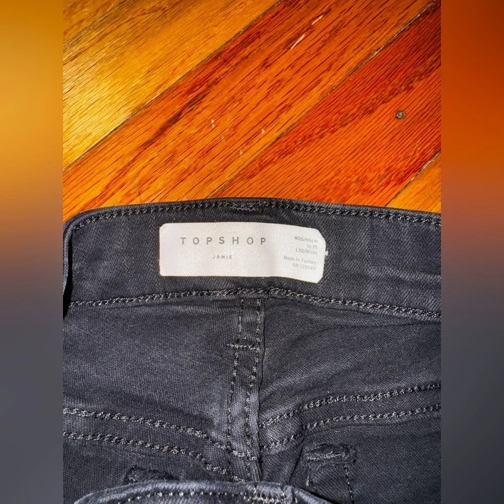 Black skinny jeans